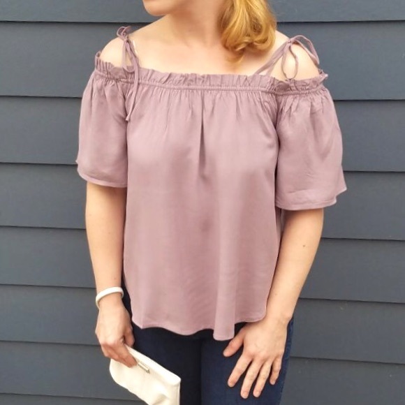 30% OFF BUNDLES Medium Tie Shoulder Woven Blouse - Picture 4 of 5